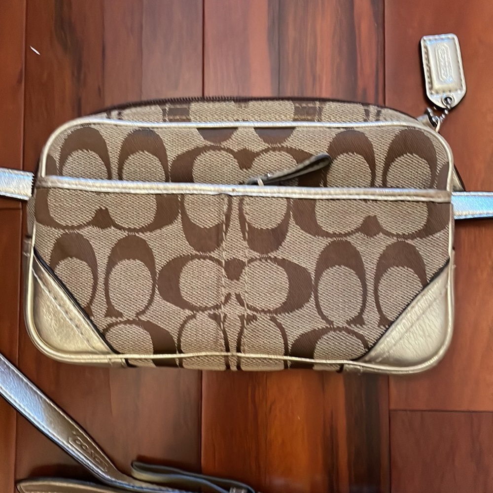 Coach bum bag - Picture 2 of 4
